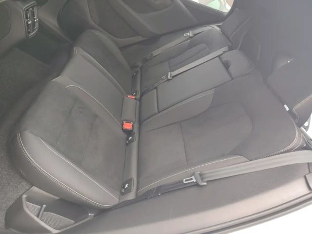 Volvo XC40 Pure Electric StHZG AHK Navi RFK Klimaaut SHZ LRH