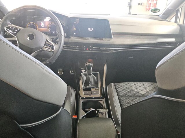 Volkswagen Golf R-Line Variant