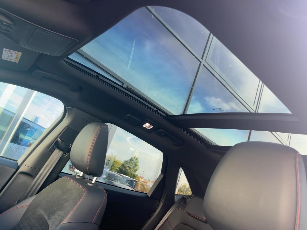 Ford Kuga Plug in Hybrid ST Line X