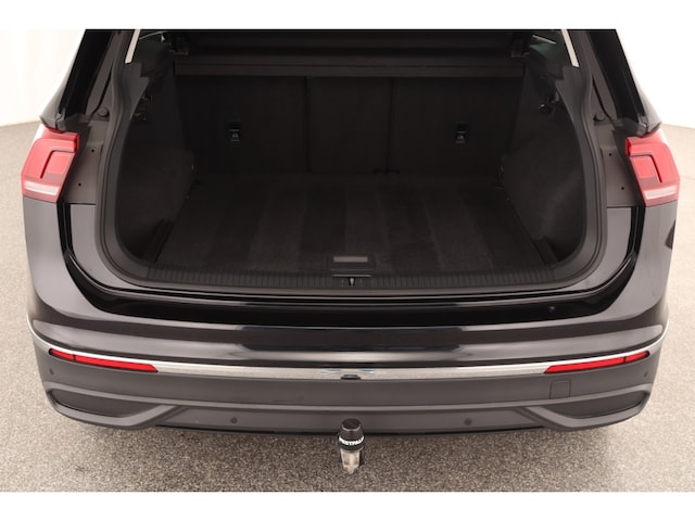 Volkswagen Tiguan 1.5 TSI Active AHK LED VIRTUAL NAVI ACC KAMERA DAB APP PDC ALU