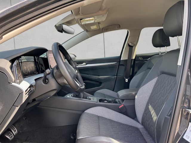 Volkswagen Golf 1.5 TSI Plus