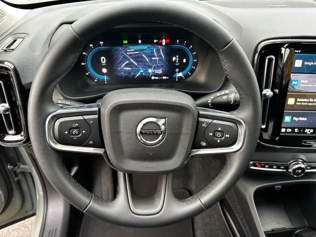 Volvo XC40 Dark Plus