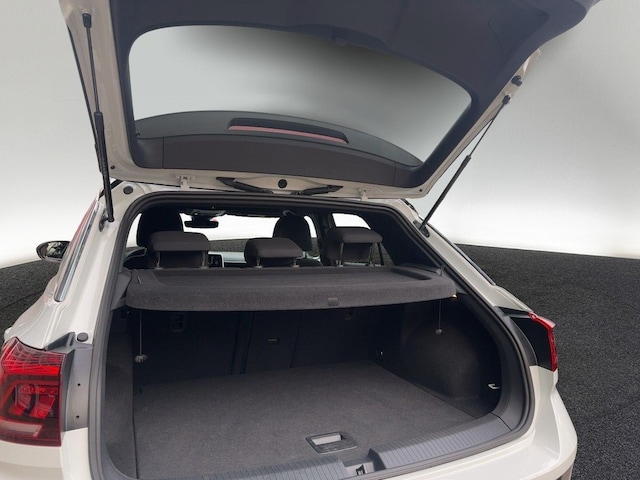 Volkswagen T-Roc 1.5 TSI DSG R-Line