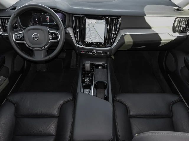 Volvo V60 Cross Country AWD Plus