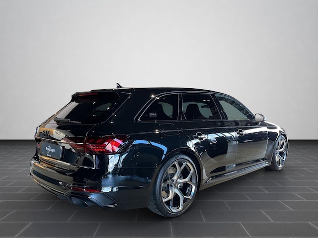 Audi RS4 Avant Quattro
