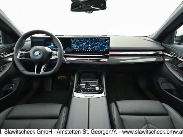 BMW i5 Sedan