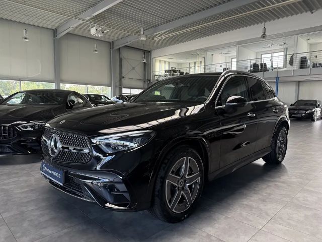 Mercedes-Benz GLC 300 4MATIC AMG Line Premium