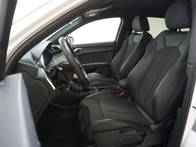 Audi Q3 40 TFSI Quattro S-Tronic