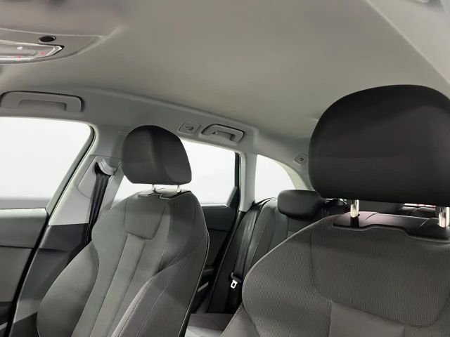 Audi A4 35 TDI S-Line