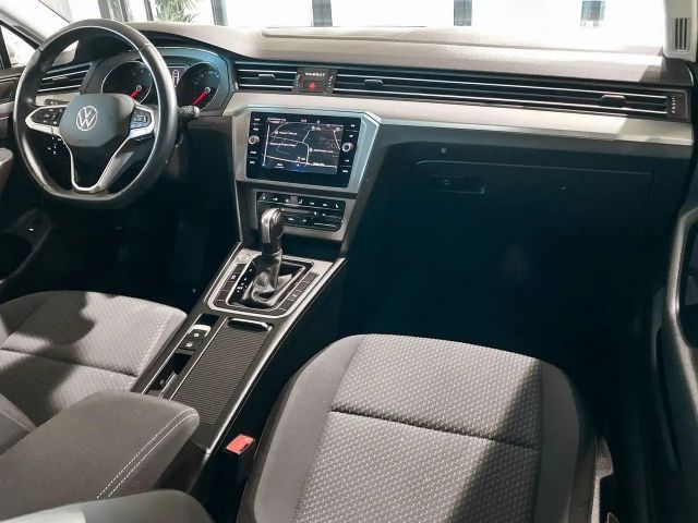 Volkswagen Passat 1.5 TSI DSG Variant