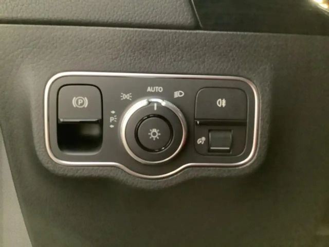 Mercedes-Benz GLA 220 4MATIC