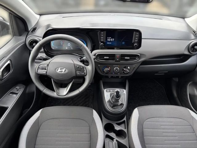 Hyundai i10 1.0 2WD Trend