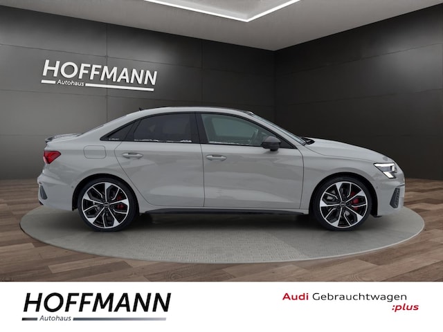 Audi S3 Quattro S-Tronic Sedan