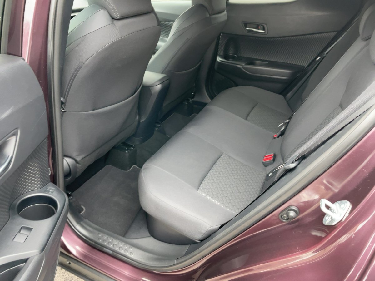 Toyota C-HR 5-deurs Team D