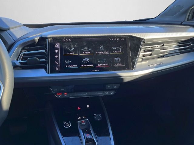 Audi Q4 e-tron SUV 45 e-tron Audi Q4 e-tron