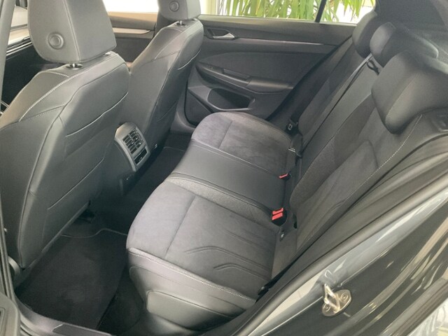 Volkswagen Golf 1,5 l eTSI EDITION 50