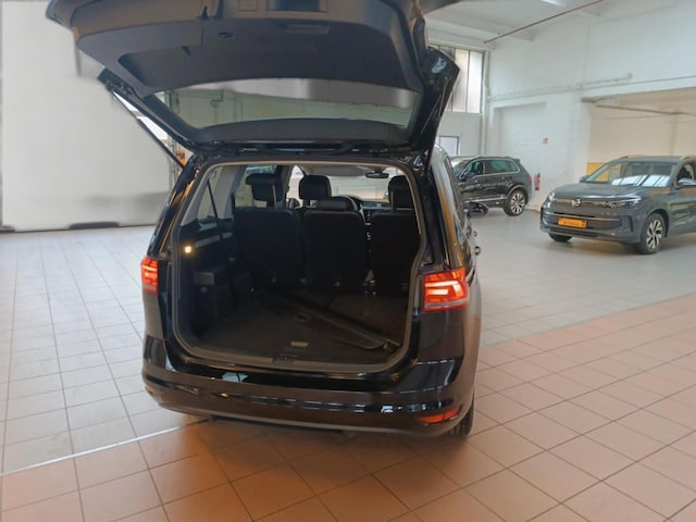 Volkswagen Touran 1.5 TSI DSG
