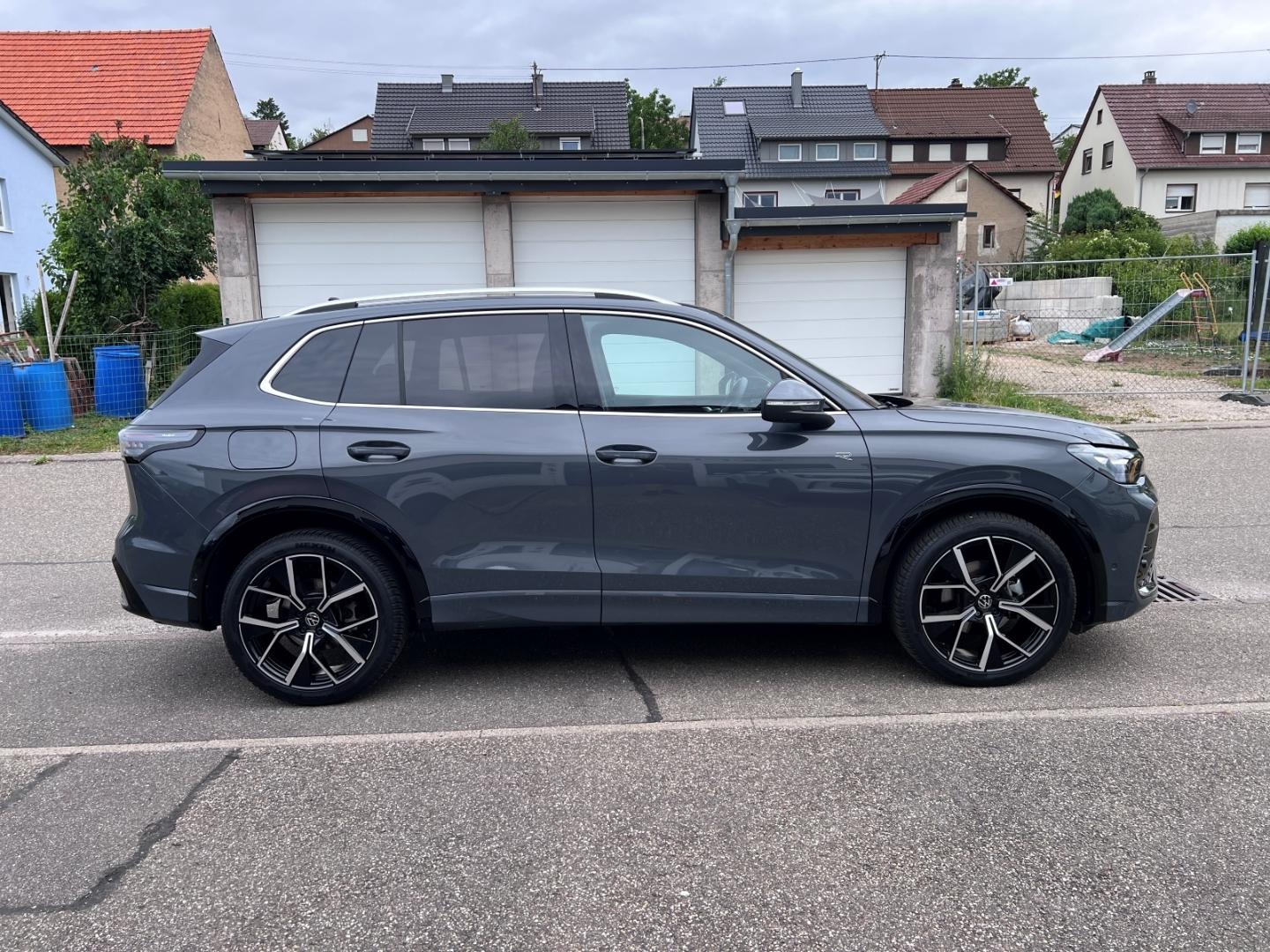 Volkswagen Tiguan 1.5 eTSI IQ.Drive R-Line