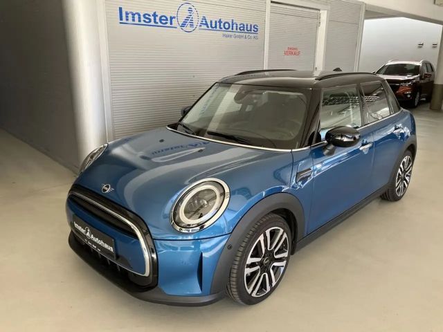 MINI Cooper 5-deurs Classic