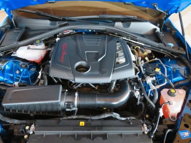 Alfa Romeo Giulia Q4