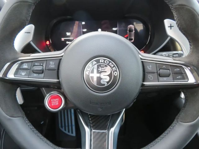 Alfa Romeo Giulia Quadrifoglio Turbo