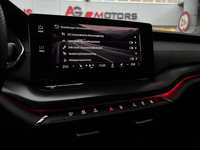 Skoda Octavia Combi RS