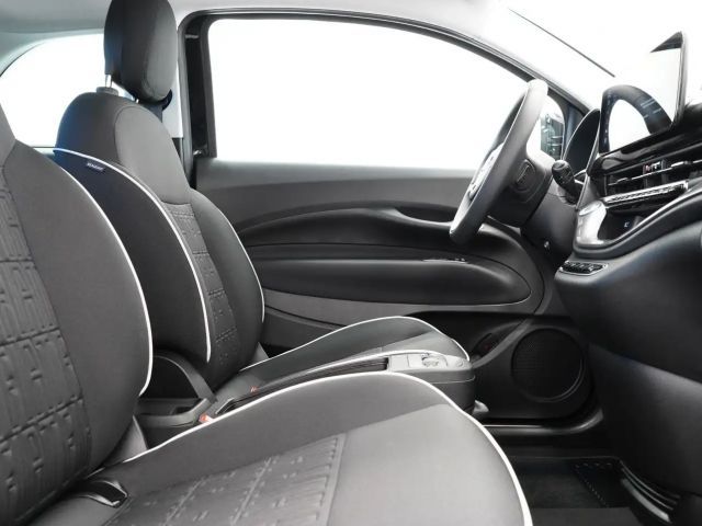 Fiat 500e 87KW/42kWh/DC-LADEN/CARPLAY/DAB/SOH