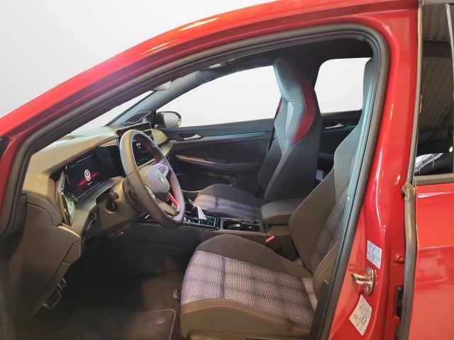 Volkswagen Golf 2.0 TSI DSG GTI