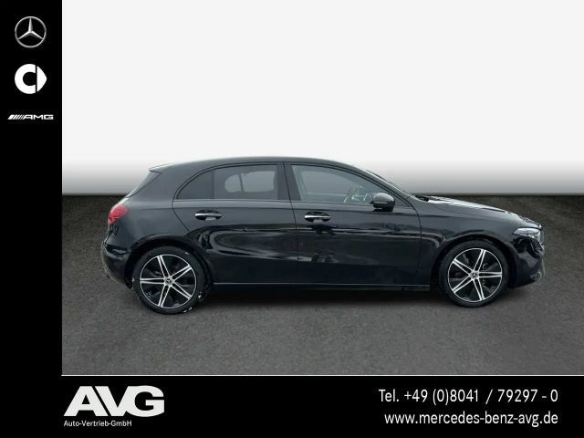 Mercedes-Benz A 200 Hatchback Progressive