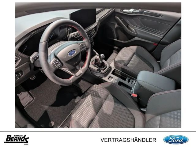 Ford Focus EcoBoost ST Line