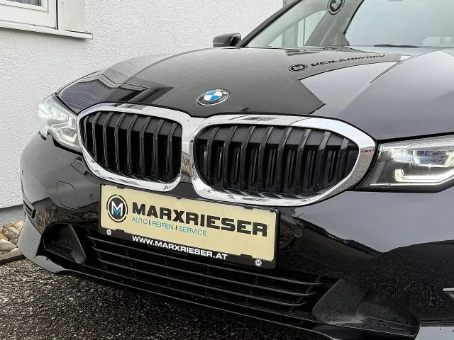 BMW 320 320d Touring xDrive