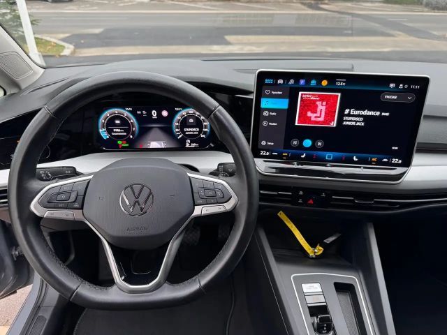 Volkswagen Golf DSG Life Variant