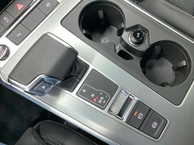 Audi A6 40 TDI Avant Quattro S-Line S-Tronic