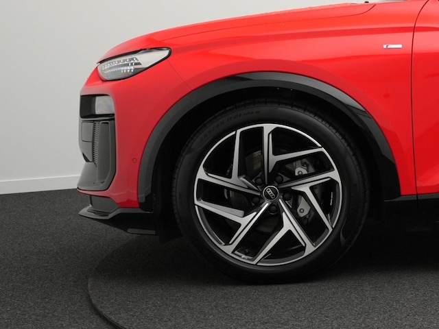 Audi Q6 e-tron Quattro