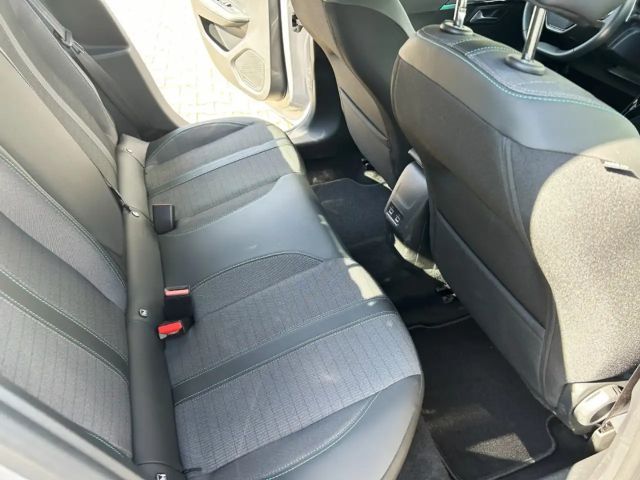 Peugeot 208 Allure Pack