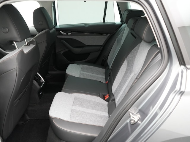 Skoda Octavia Combi Selection