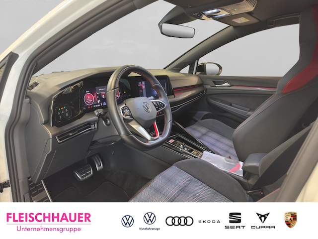 Volkswagen Golf 2.0 TSI Golf VIII Style