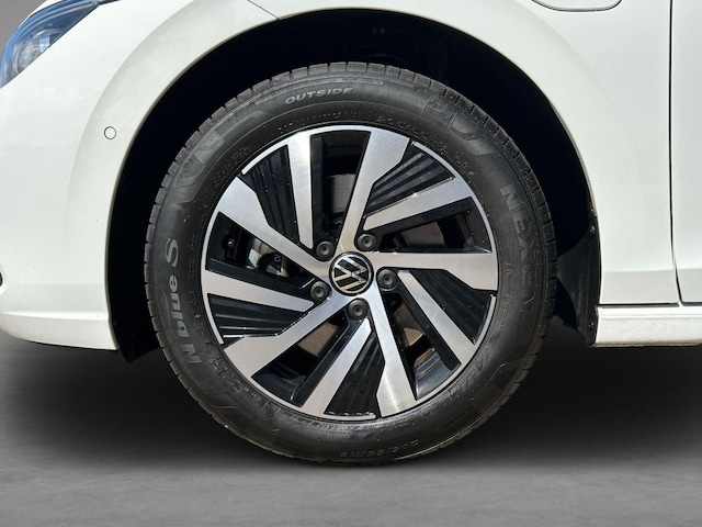 Volkswagen Golf 1.4 TSI Style eHybrid