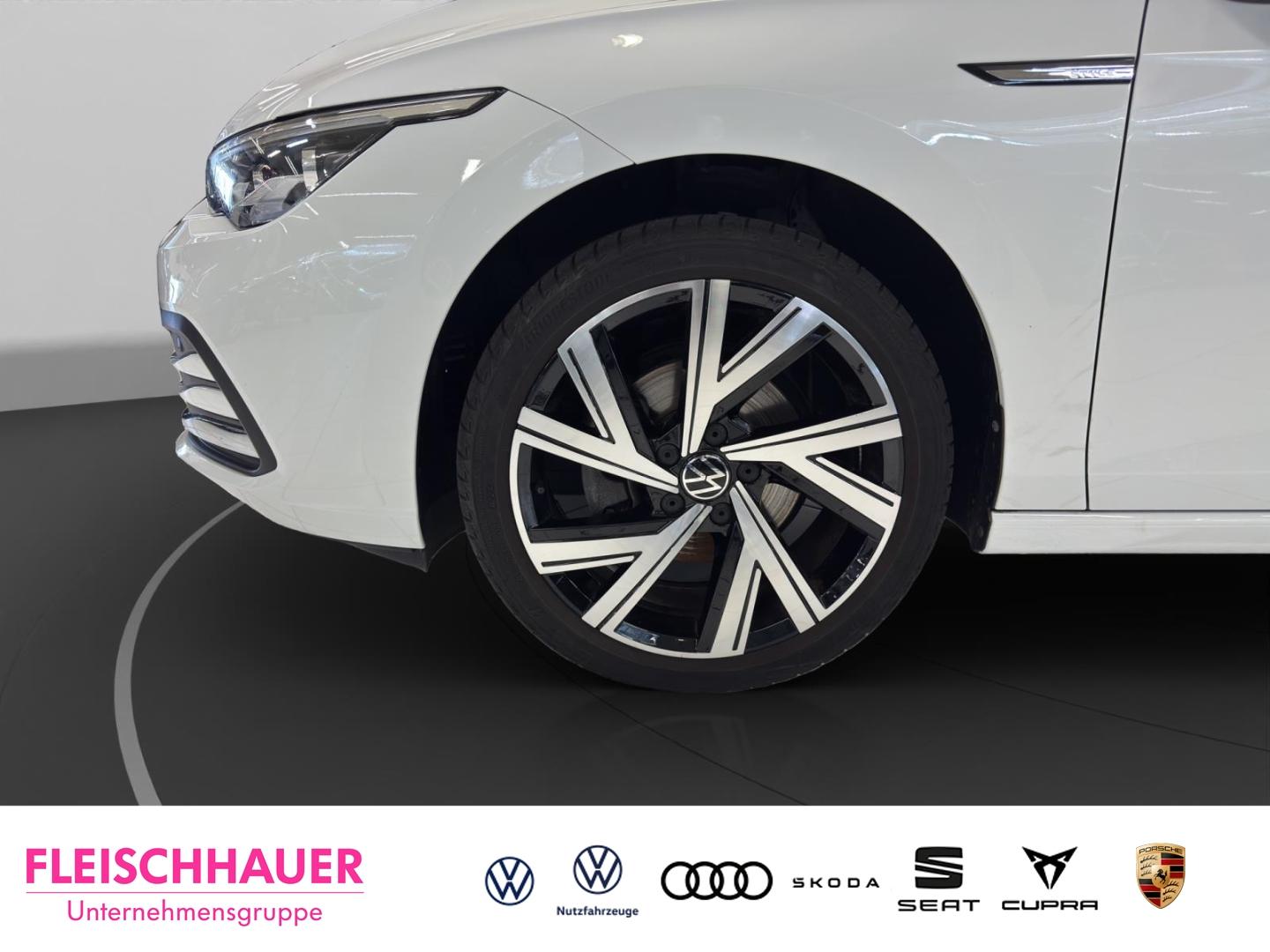 Volkswagen Golf 1.5 eTSI Golf VIII Style