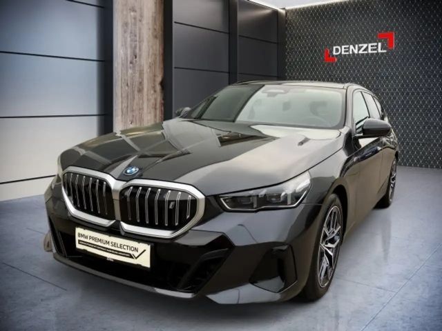 BMW i5 eDrive40
