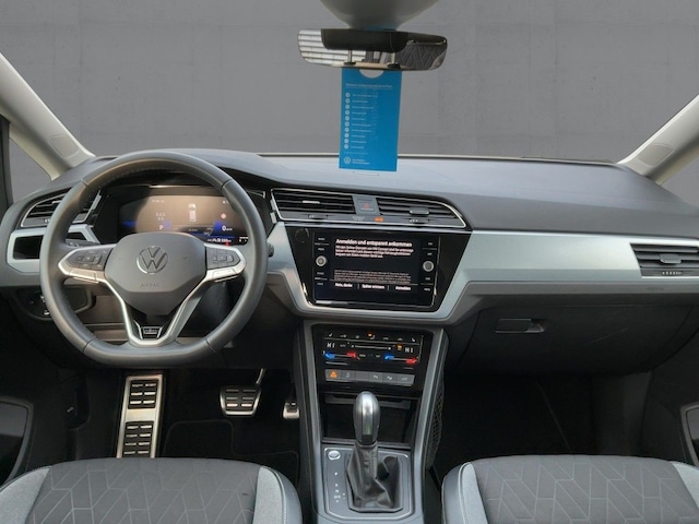Volkswagen Touran 1.5 TSI DSG