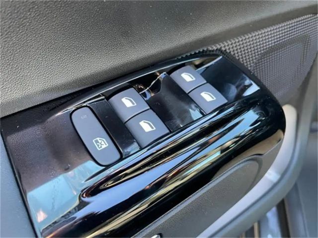 Citroën C3 PureTech Shine