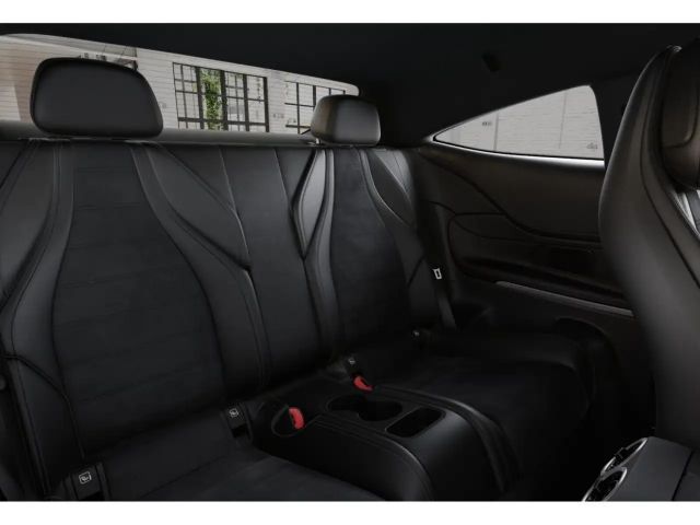 Mercedes-Benz CLE 300 4MATIC AMG Line Coupé