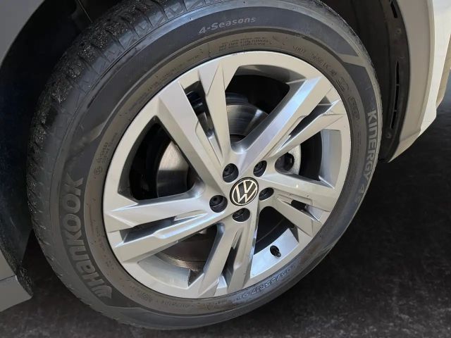 Volkswagen Taigo 1.0 TSI DSG R-Line