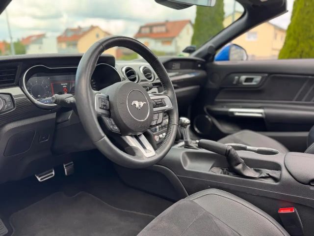 Ford Mustang Convertible GT 5.0 V8