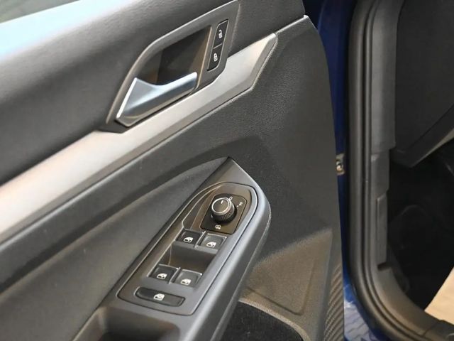 Volkswagen Golf DSG Life Variant