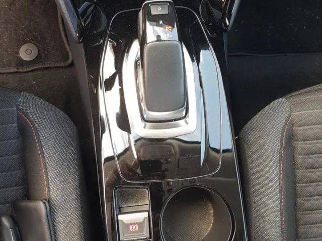 Peugeot E-2008 Active Pack