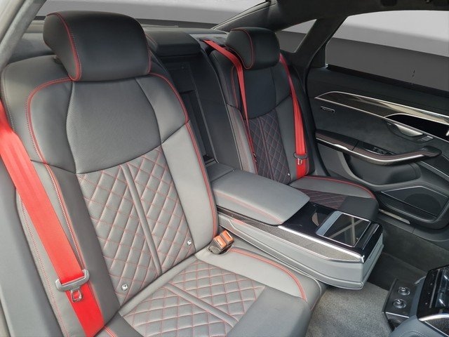 Audi A8 50 TDI Quattro