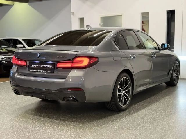 BMW 530 530e M-Sport Sedan xDrive