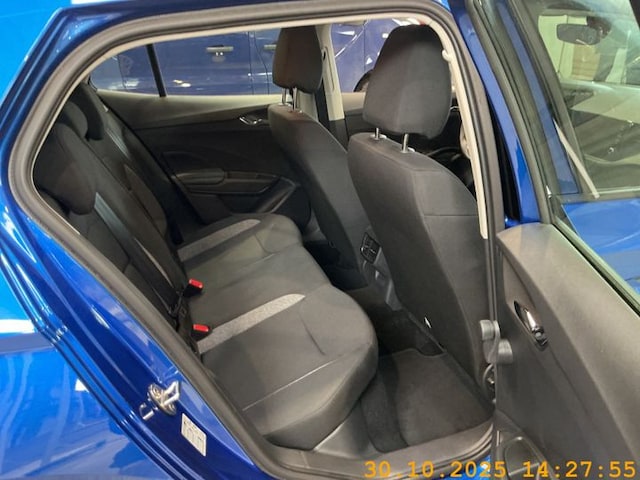 Skoda Fabia Fabia Essence 1.0 MPI Klima GRA LED